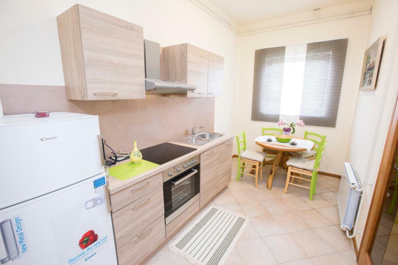 Apartment Kampel โคเปร์ ภายนอก รูปภาพ